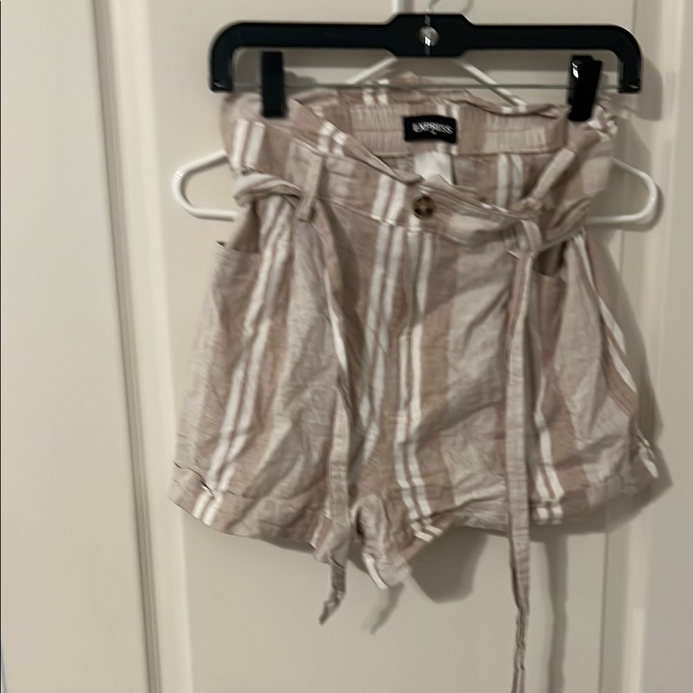 Express Tan and White High Waist Shorts with Tie Belt